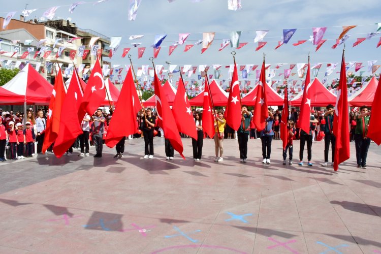 Manisa’da 23 Nisan Coşkusu